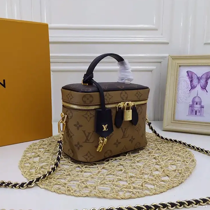 Fashionreps 204B570004 Bags LV 0527